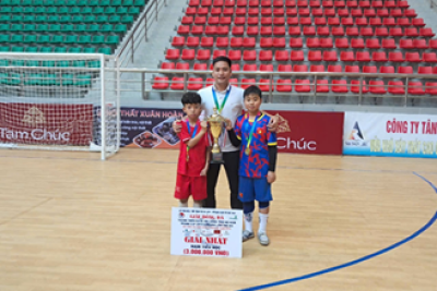 Niềm vui của bóng đá trường Tiểu học Lê Hồng Phong